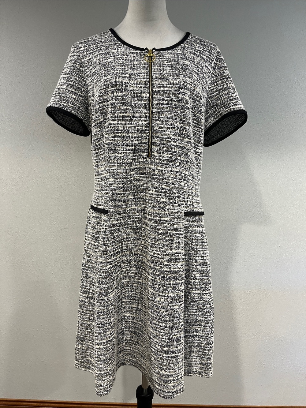 Black & White Tweed Short Sleeve Zip-Front Dress